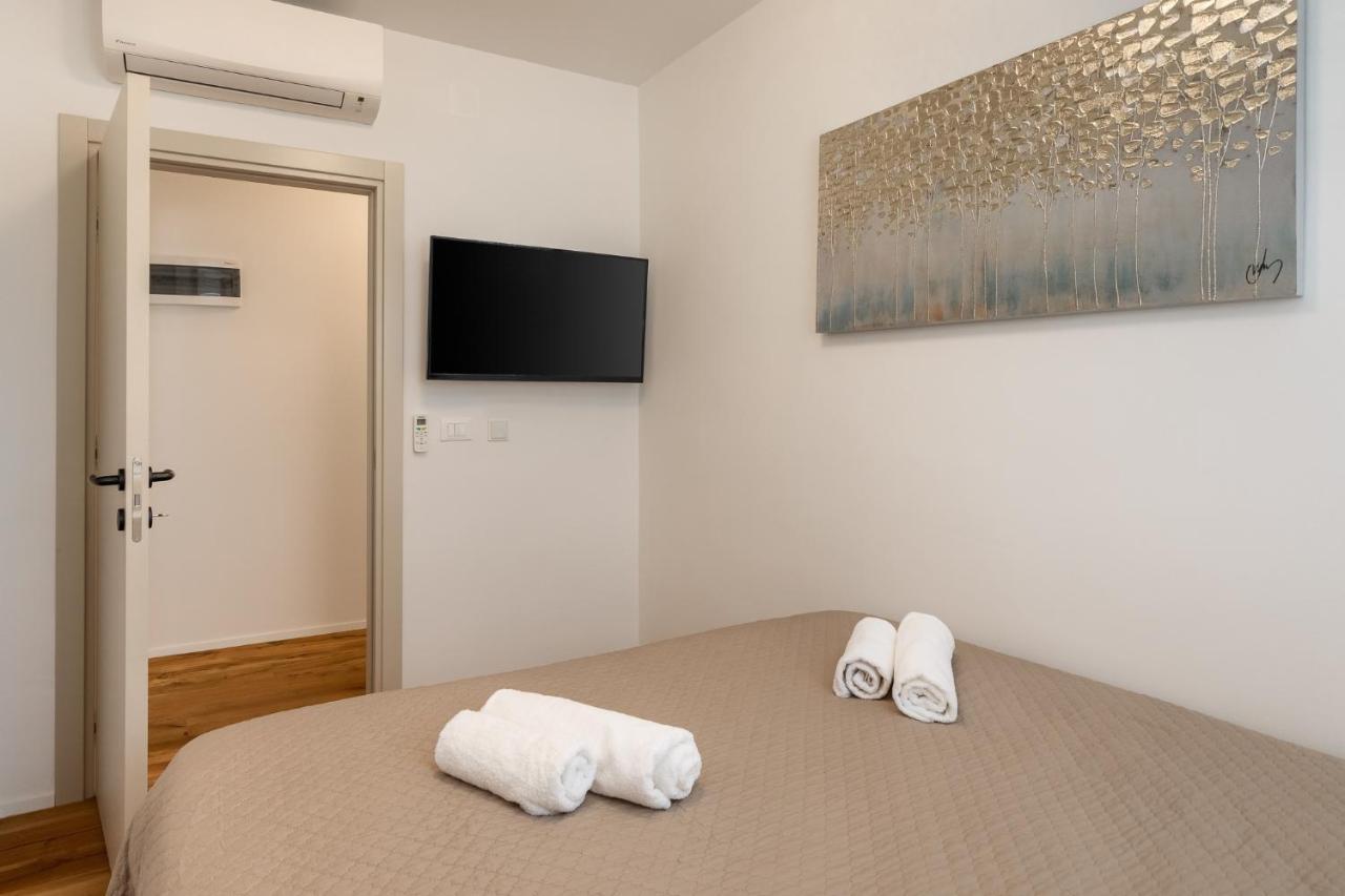 Deluxe Apartment Antonija 波雷奇 外观 照片